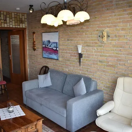 Haus-am-deich-wohnung-12 *